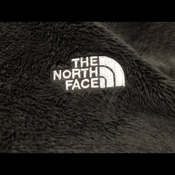 The North Face furry fleece black Jacket - Picture 7 of 7